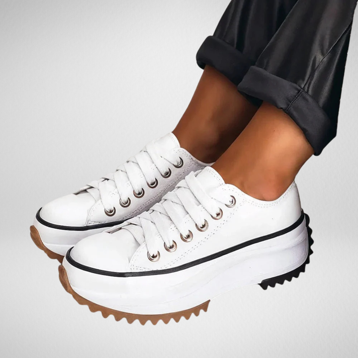 Brigitte Bordeaux | Debbie